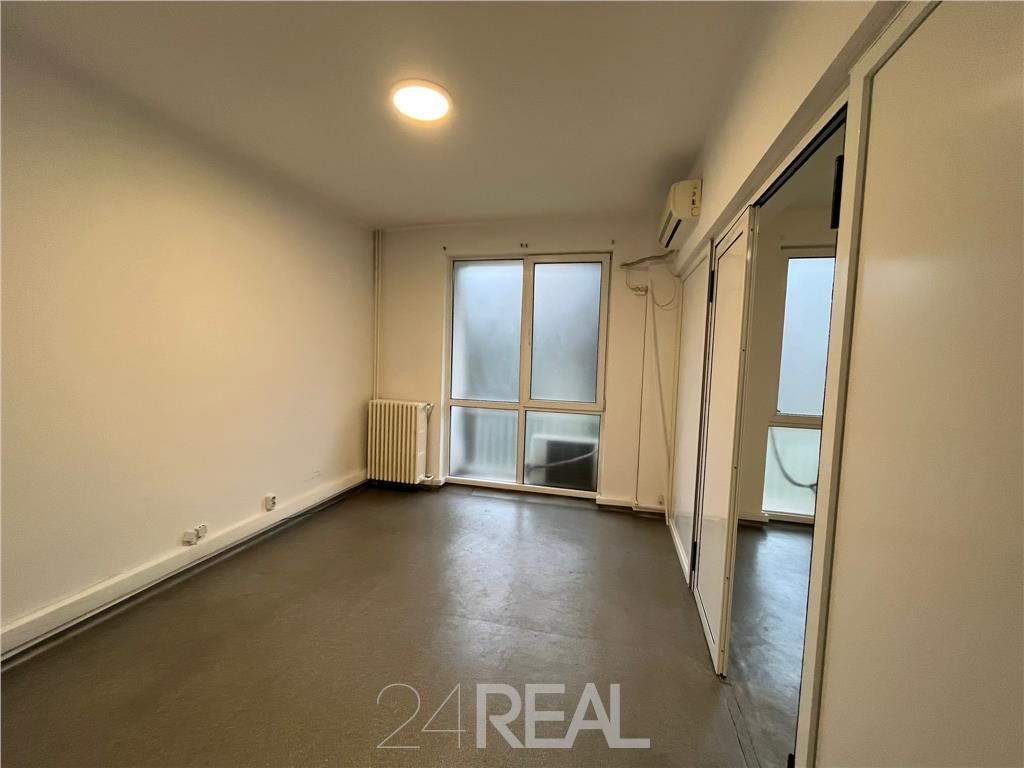 Diplomat Business Center - utilitati incluse - foto 13