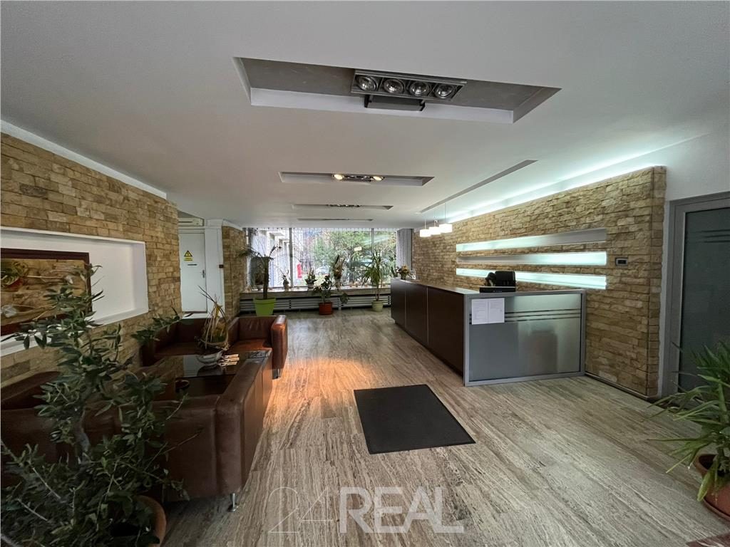 Diplomat Business Center - utilitati incluse - foto 16