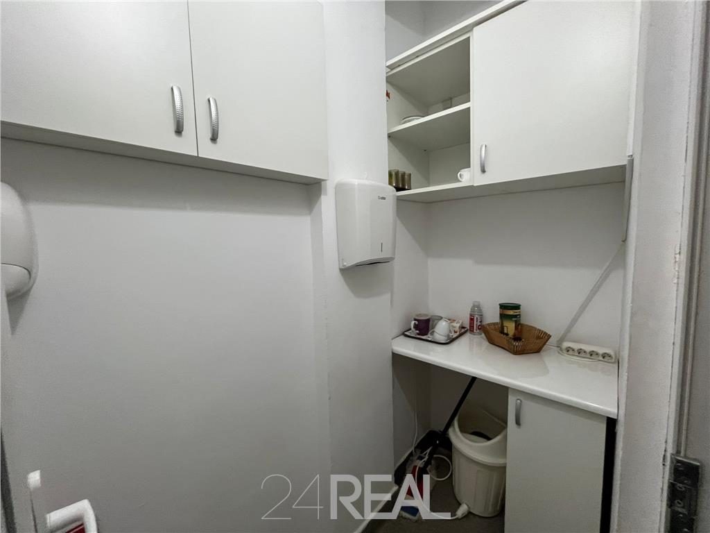 Diplomat Business Center - utilitati incluse - foto 10