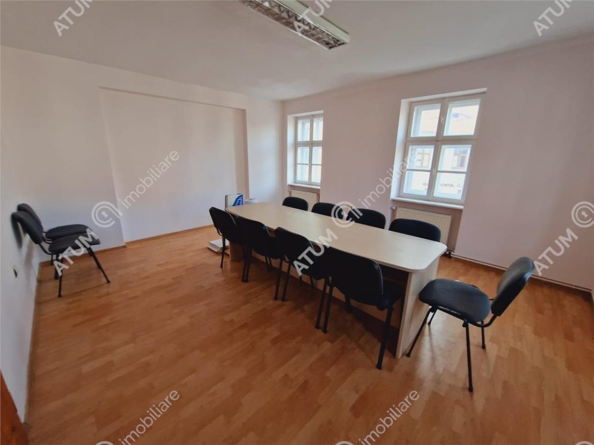 Spatiu pentru Birouri de inchiriat in Centrul Istoric din Sibiu - foto 2