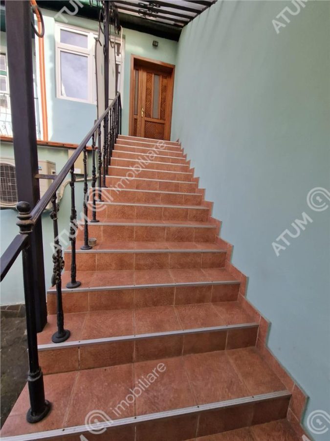 Spatiu pentru Birouri de inchiriat in Centrul Istoric din Sibiu - foto 16