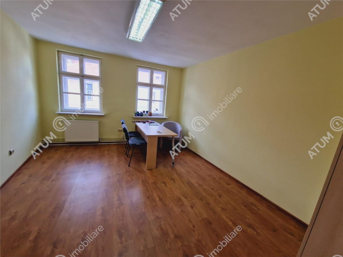 Spatiu pentru Birouri de inchiriat in Centrul Istoric din Sibiu - foto 4