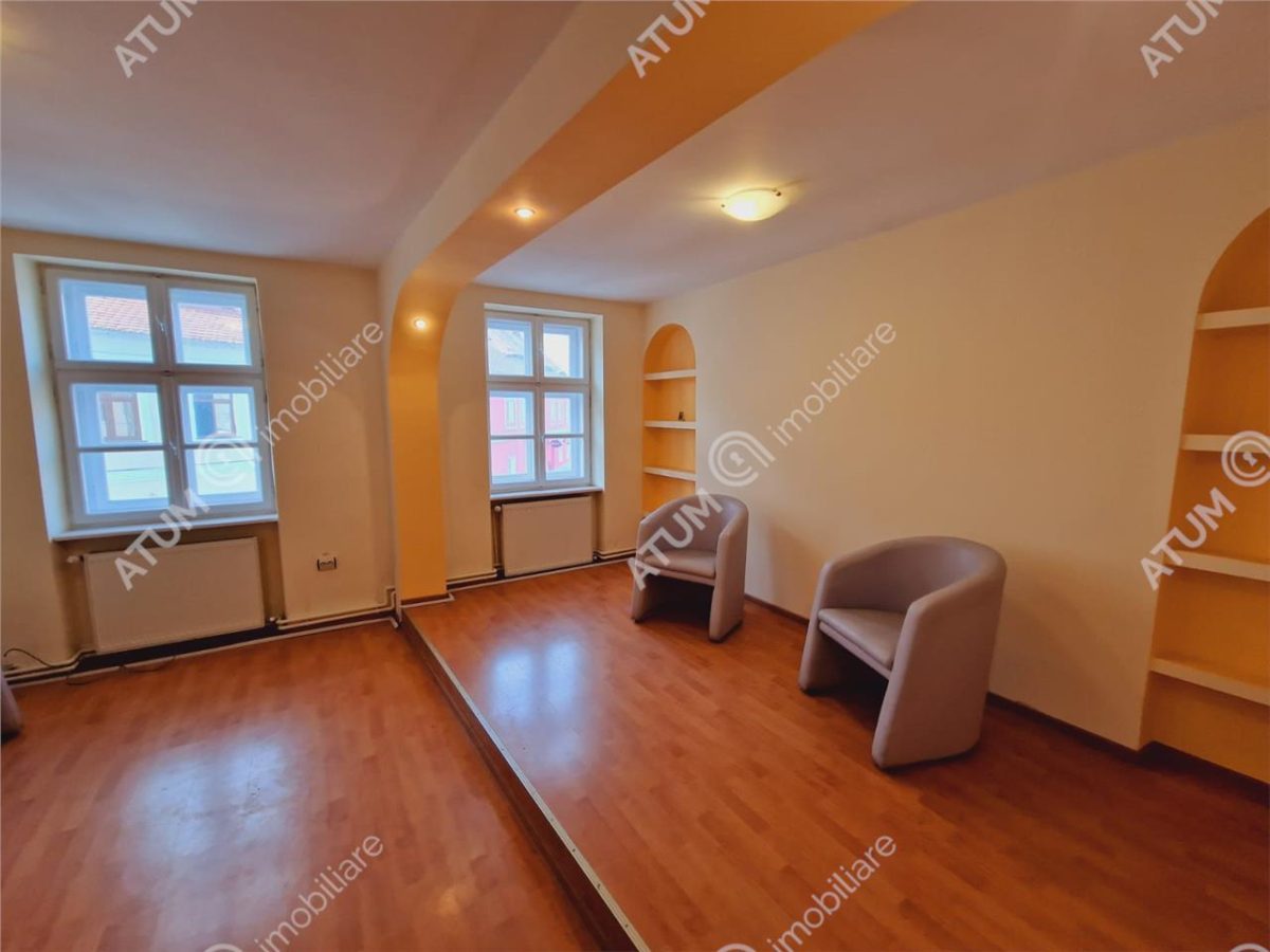 Spatiu pentru Birouri de inchiriat in Centrul Istoric din Sibiu - foto 9