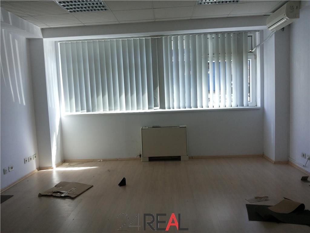 Vanzare spatii birouri - 230 mpc - pret/etaj, parcare inclusa - foto 11
