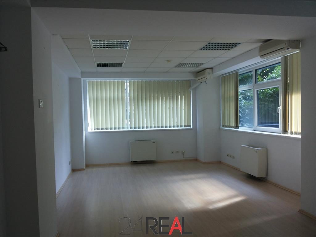 Vanzare spatii birouri - 230 mpc - pret/etaj, parcare inclusa - foto 12