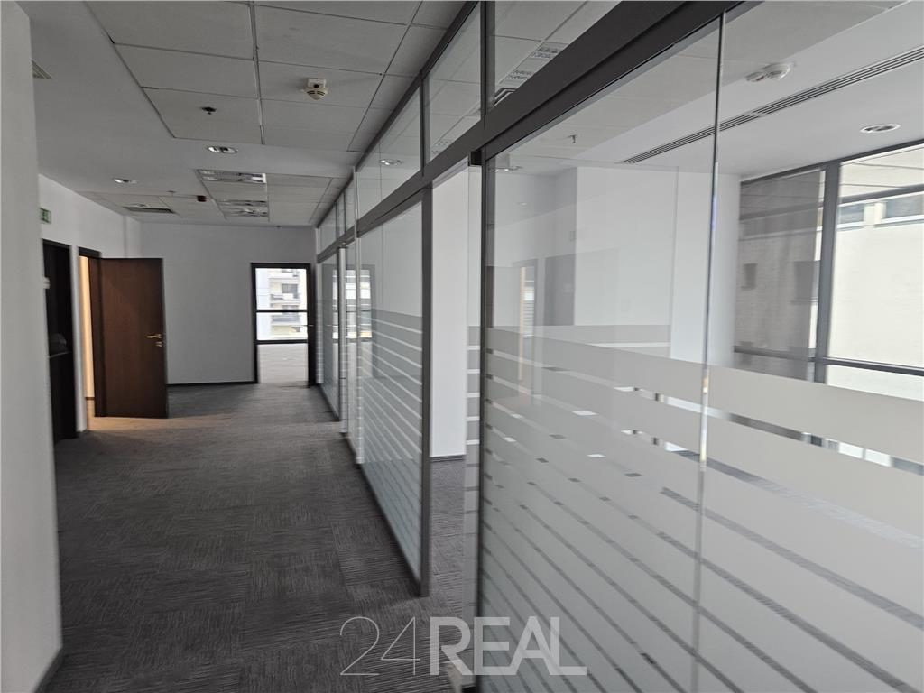 Cubic Center - Birouri de inchiriat de la 300 mp - Pipera, Rond OMV - foto 8