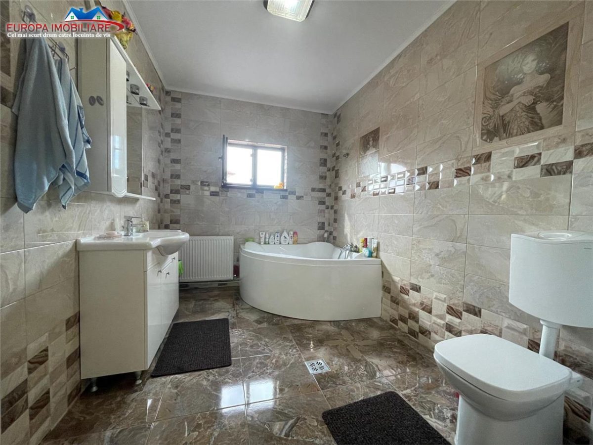 Casa P+1  de vanzare zona centrala Tulcea - foto 20