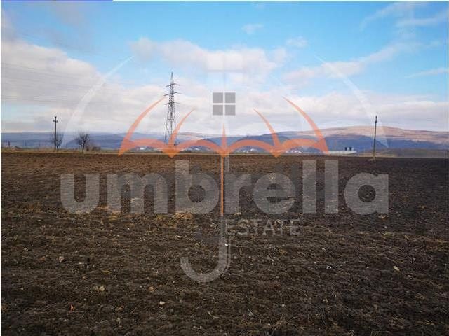 De vanzare in Gherla, Strad Hasdatii, 22.967mÂ²/120â‚¬ mÂ² - 