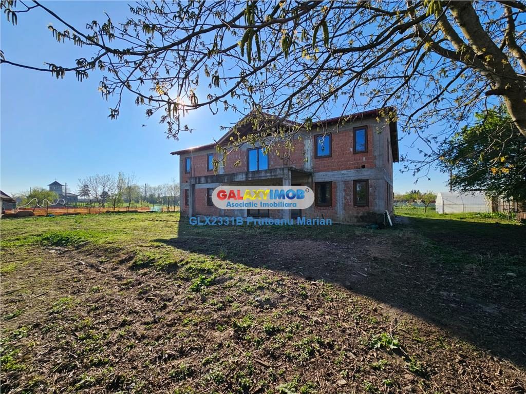 Vanzare casa individuala situata langa Primaria Frumusani jud Calarasi - 