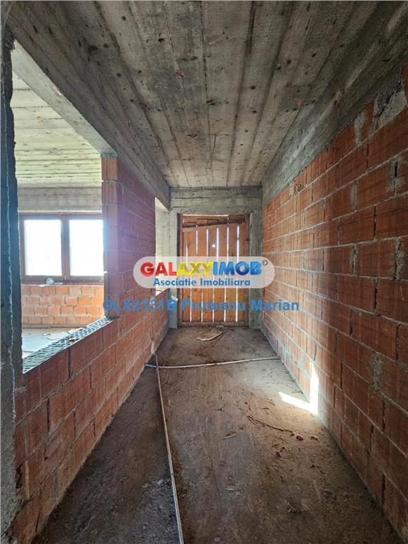 Vanzare casa individuala situata langa Primaria Frumusani jud Calarasi - foto 8