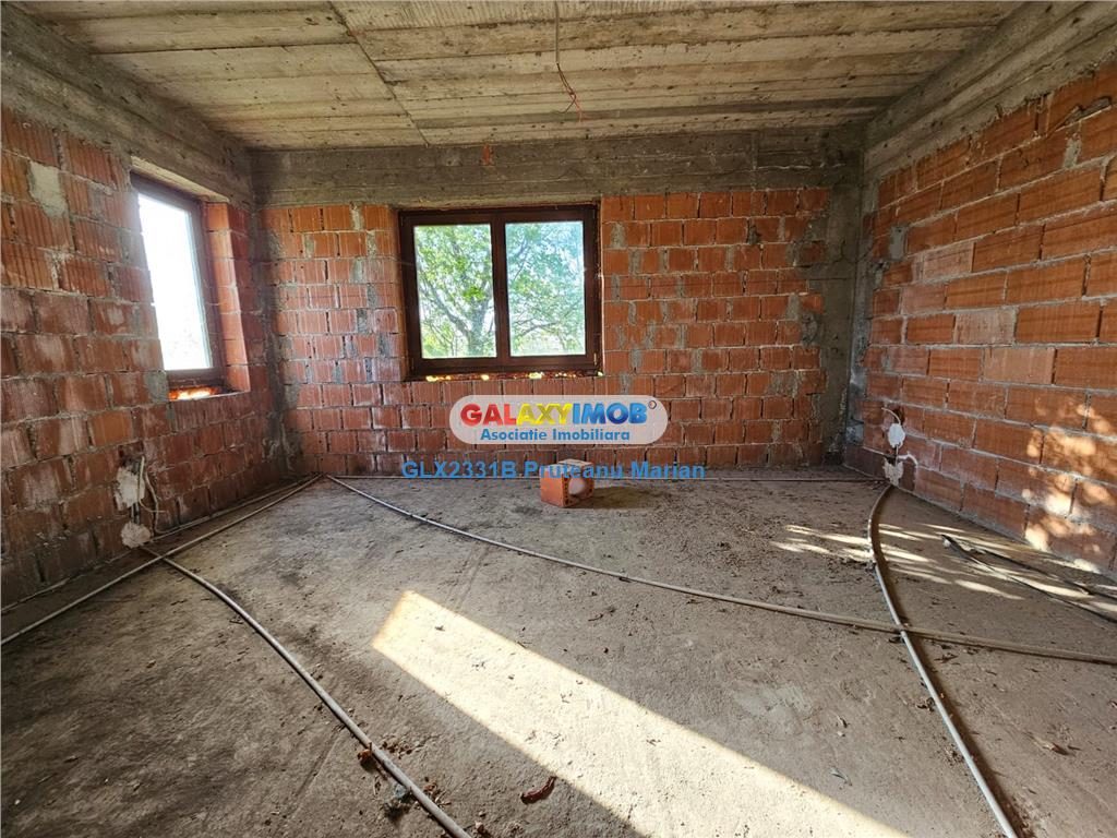 Vanzare casa individuala situata langa Primaria Frumusani jud Calarasi - foto 9