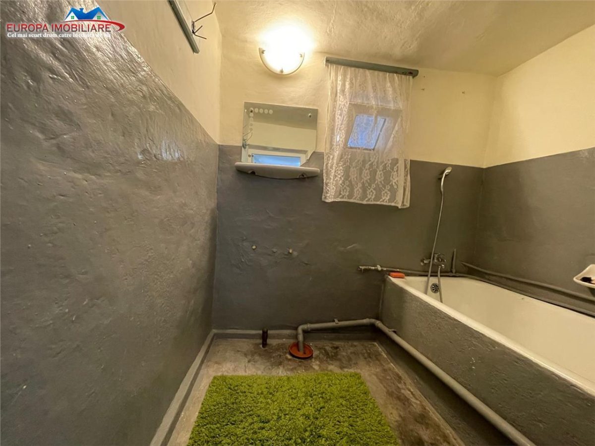 Casa de vanzare zona Pacii Tulcea - foto 9