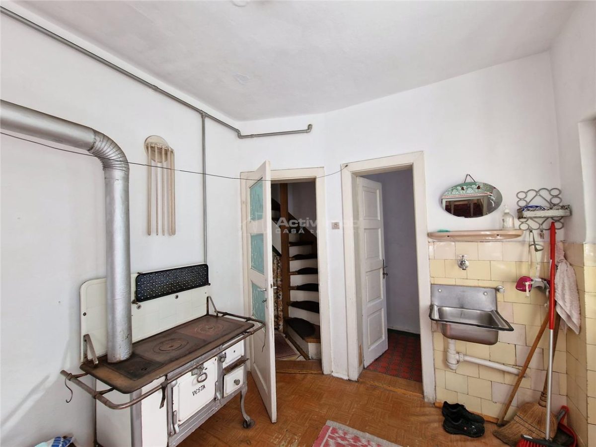 Resita Casa 5 Cam D-P-Etj.1 si Curte - foto 16