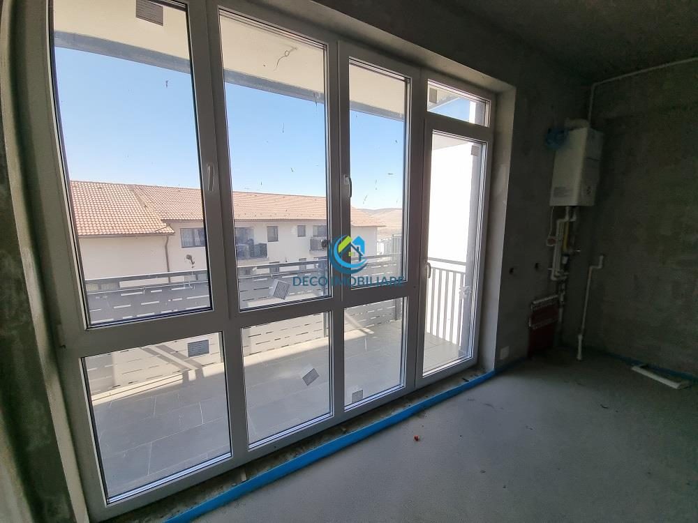 Apartament 3 camere finalizat, 69 mp cu balcon 4 mp, zona Vivo - foto 4