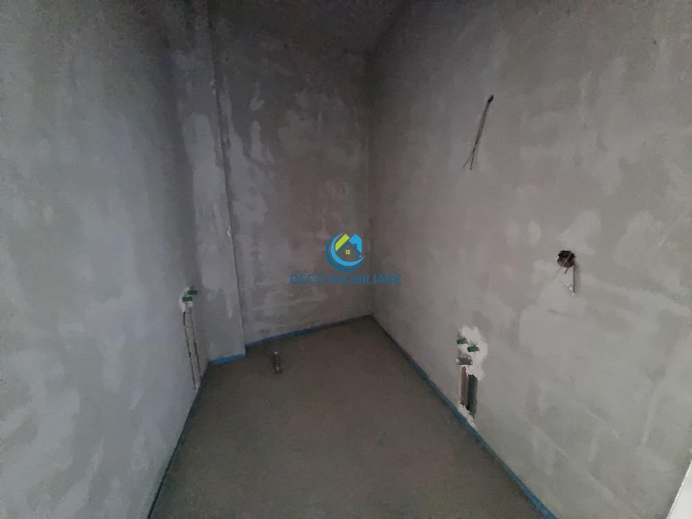 Apartament 3 camere finalizat, 69 mp cu balcon 4 mp, zona Vivo - foto 8