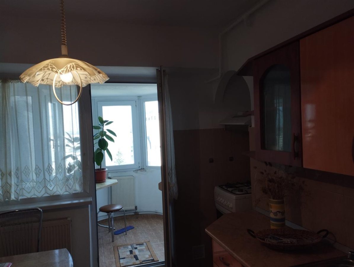 3  camere decomandate centru - foto 2