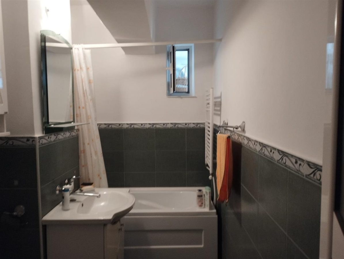 3  camere decomandate centru - foto 15