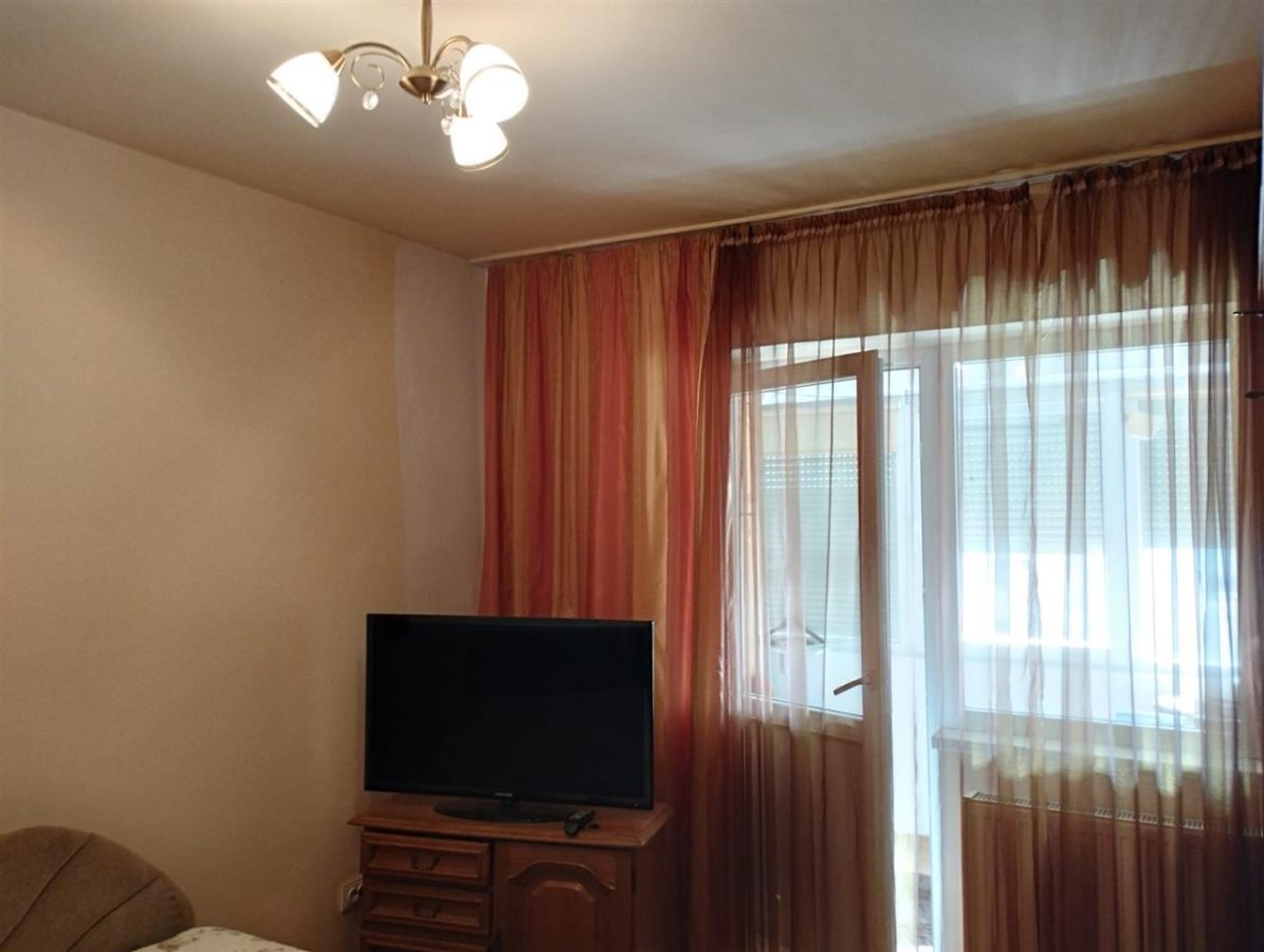 3  camere decomandate centru - foto 17