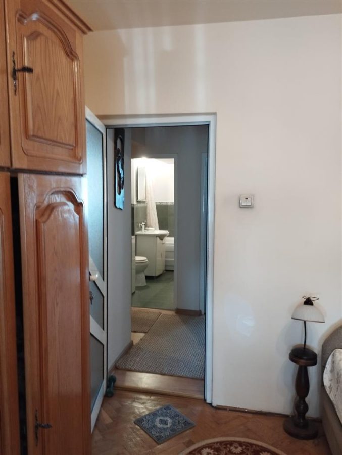 3  camere decomandate centru - foto 6