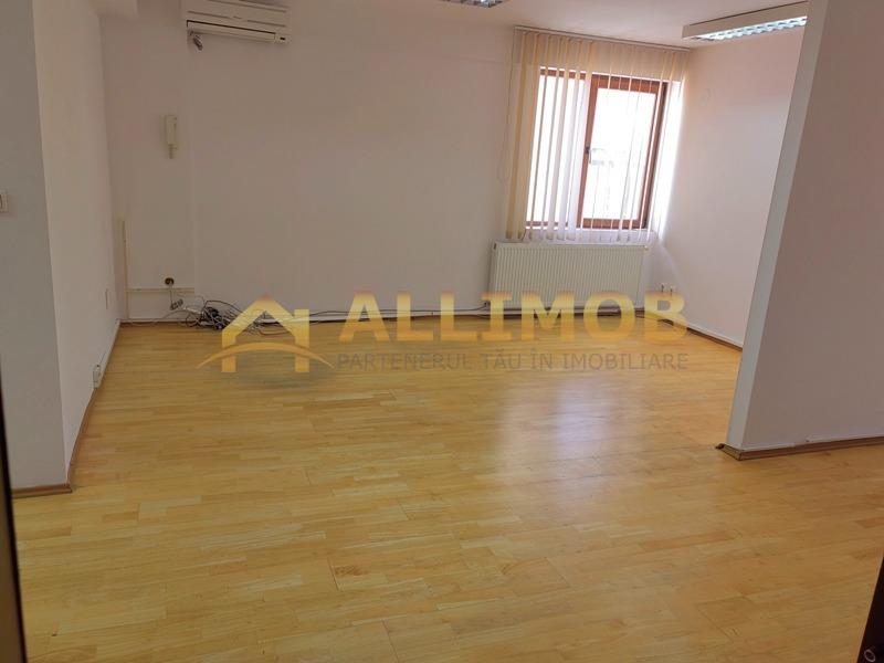 Spatiu de birouriin suprafata de 115 mp zona Piata Muncii. - foto 5