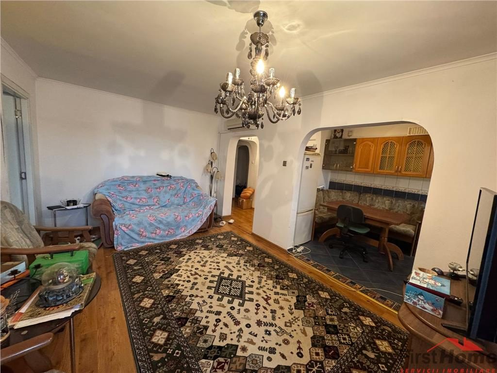 Apartament 4 camere, etaj 4, zona centrala - Tribunal - Hotel Vrancea - foto 4