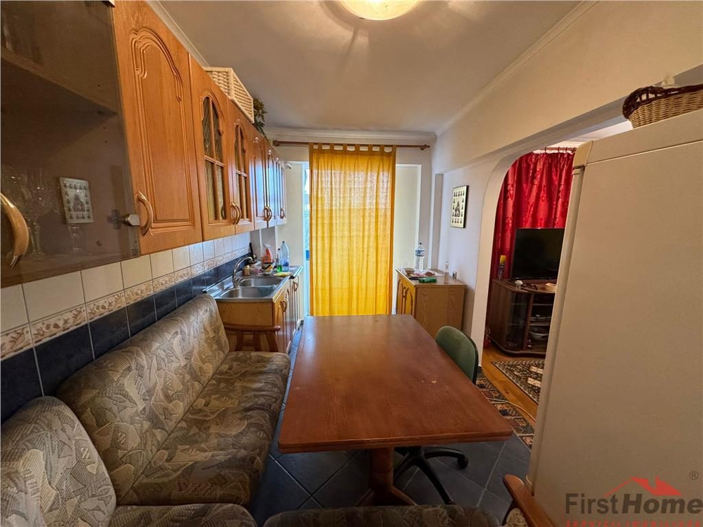 Apartament 4 camere, etaj 4, zona centrala - Tribunal - Hotel Vrancea - foto 6