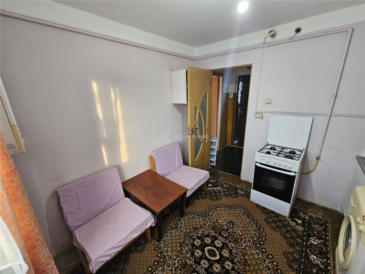 Resita, Garsoniera, Calea Caransebesului - foto 13