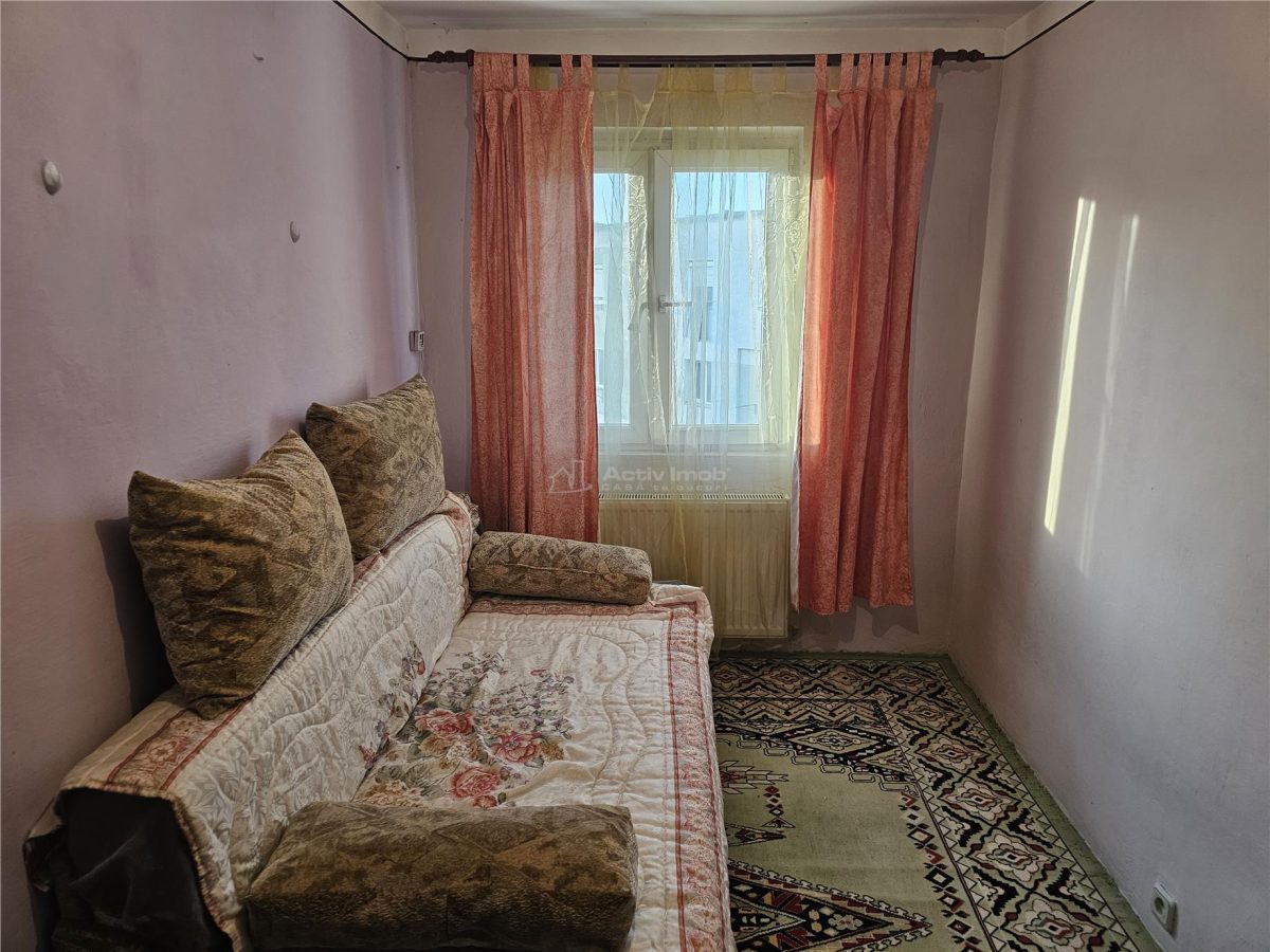 Resita, Garsoniera, Calea Caransebesului - foto 17