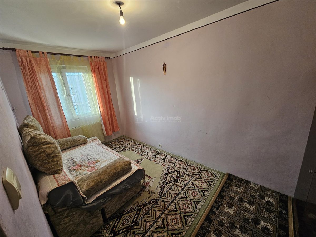 Resita, Garsoniera, Calea Caransebesului - foto 4