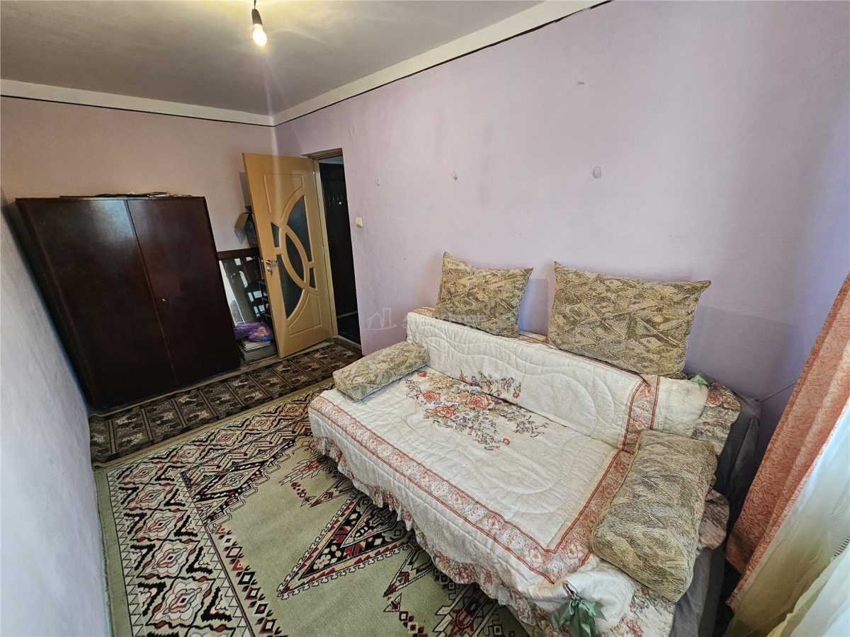 Resita, Garsoniera, Calea Caransebesului - foto 5