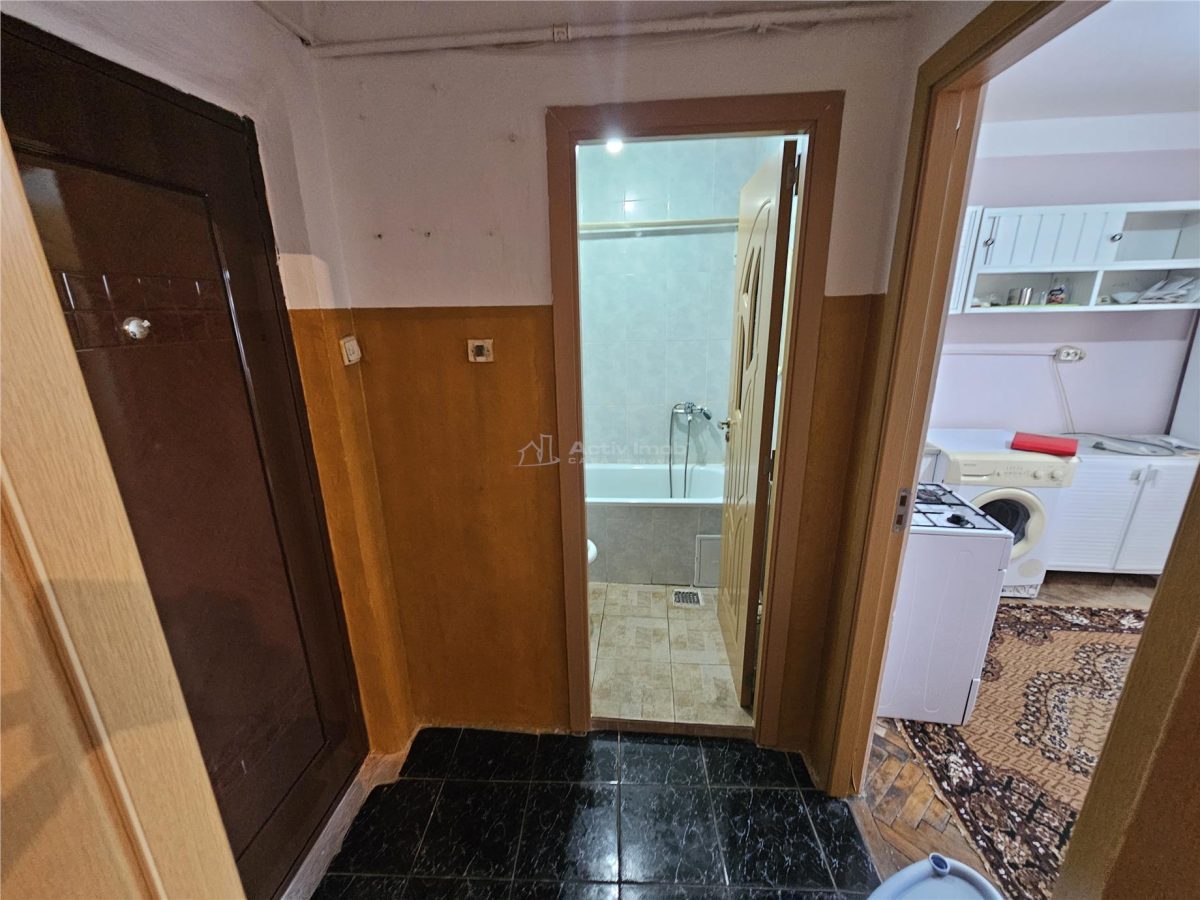 Resita, Garsoniera, Calea Caransebesului - foto 10