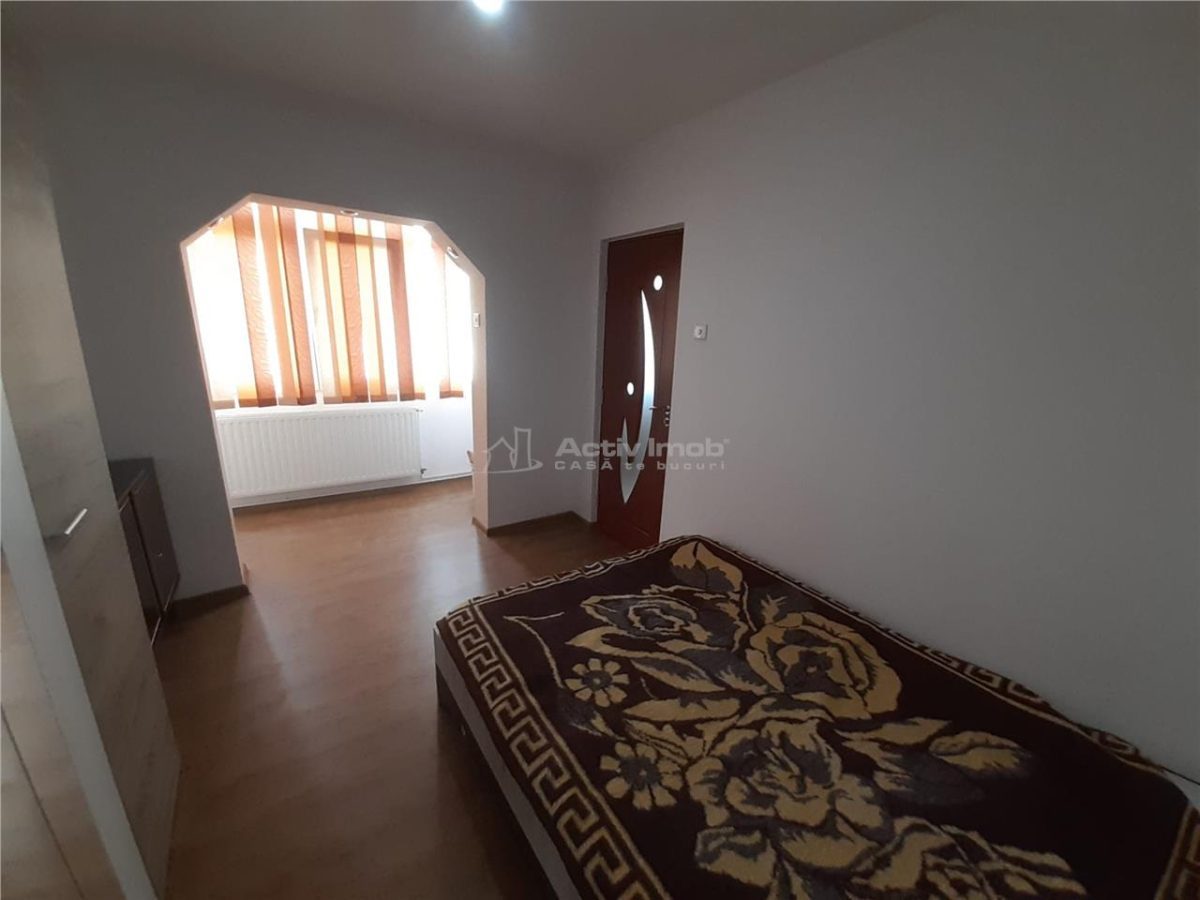 Resita, Chirie 2 cam., Micro III - foto 4