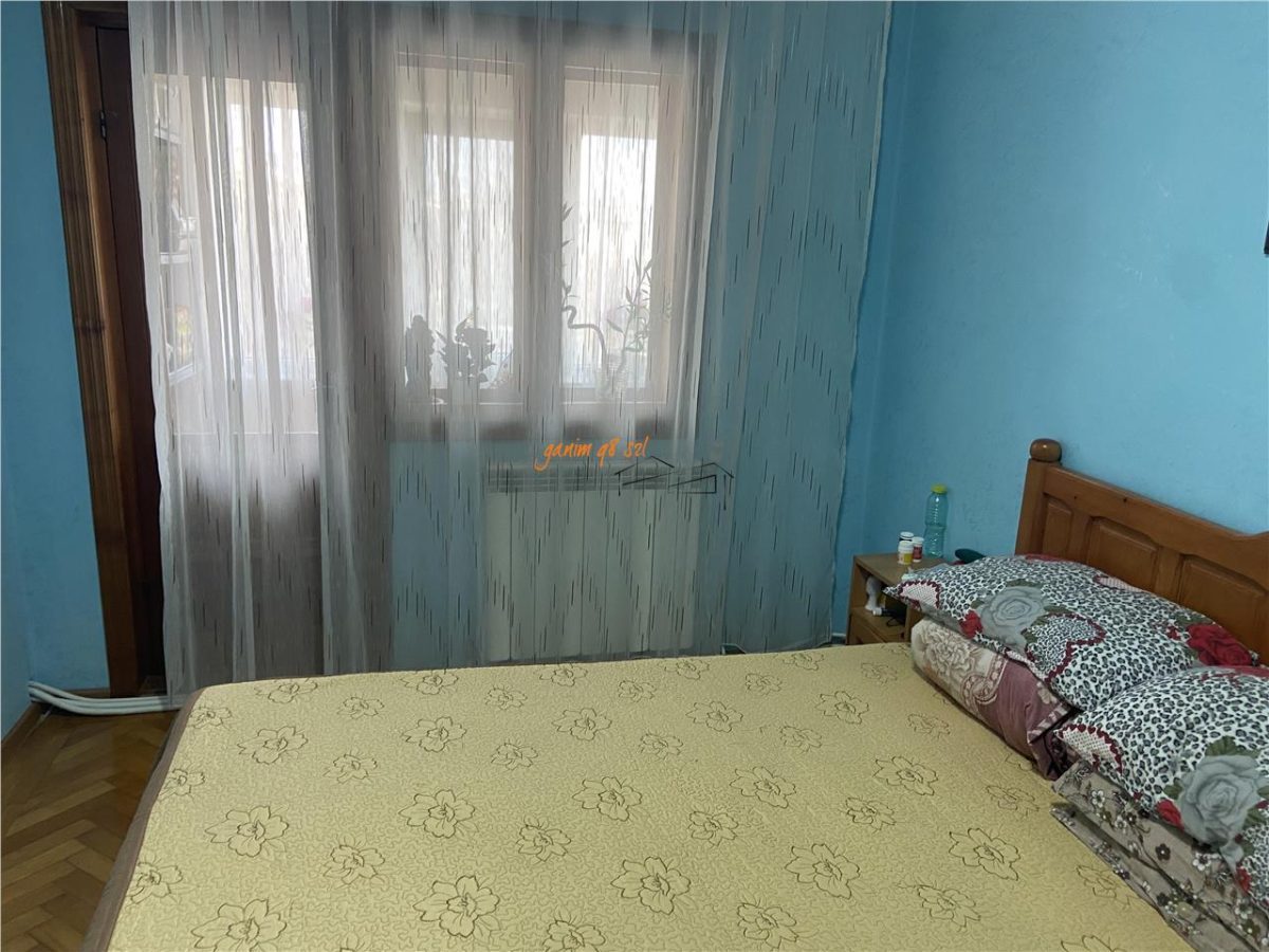 Apartament 3 camere , strada Pictor Grigorescu (b-dul Brailei ) , 72 mp , centrala termica individuala - foto 9