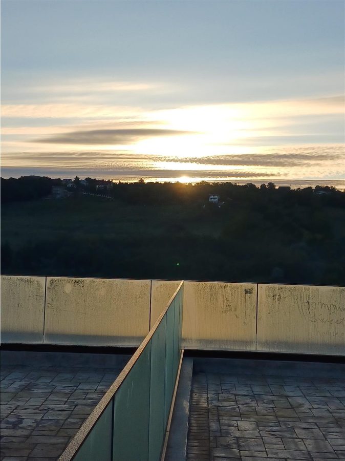 Locuinta cu 4 camere pentru un proprietar cu imaginatie - Iasi