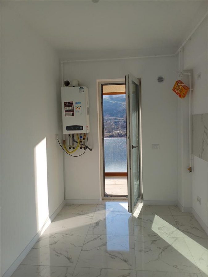 Locuinta cu 4 camere pentru un proprietar cu imaginatie - foto 13