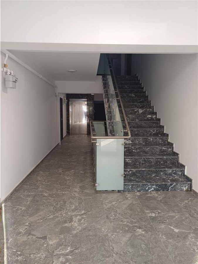 Locuinta cu 4 camere pentru un proprietar cu imaginatie - foto 19