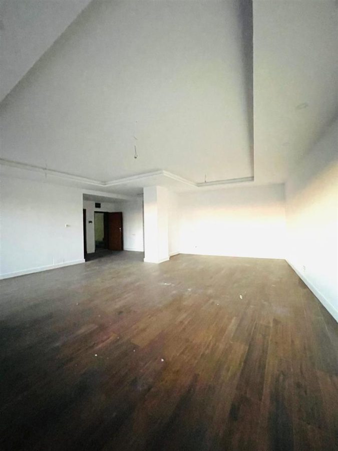 VANZARE APARTAMENT 4 CAMERE SOSEAUA NORDULUI - foto 3