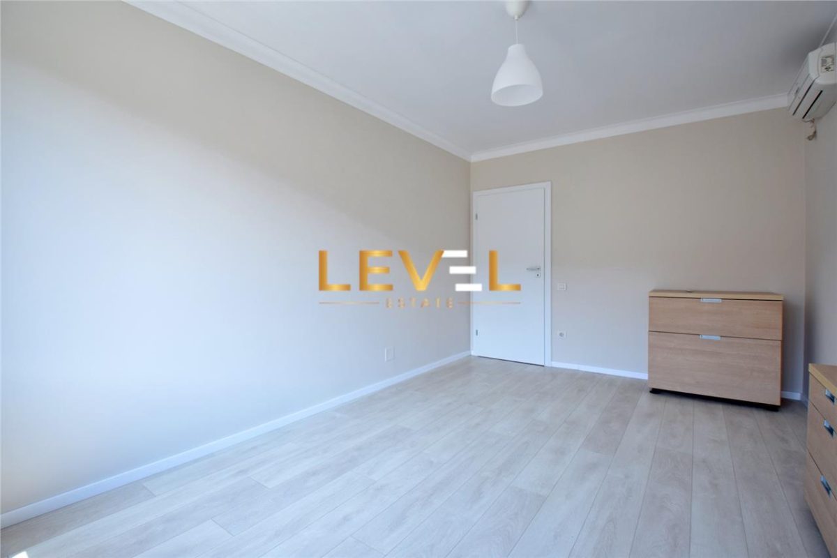 [VIDEO] Renovated Villa with Garden - 10 Minutes to Herastrau Park - Pipera - foto 22