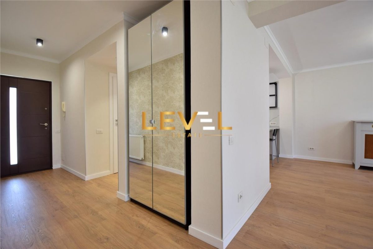 [VIDEO] Renovated Villa with Garden - 10 Minutes to Herastrau Park - Pipera - foto 5