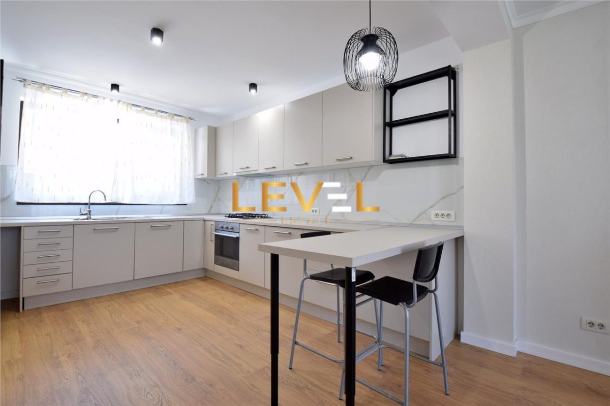 [VIDEO] Renovated Villa with Garden - 10 Minutes to Herastrau Park - Pipera - foto 6