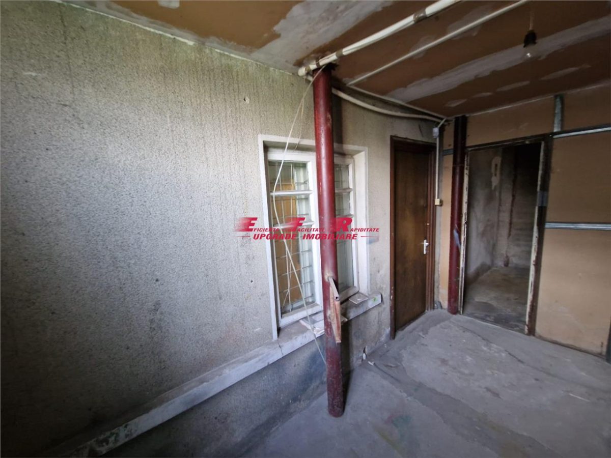 EFR UPGRADE - Casa veche de renovat si teren de vanzare zona Bucurestii Noi Piata - foto 16