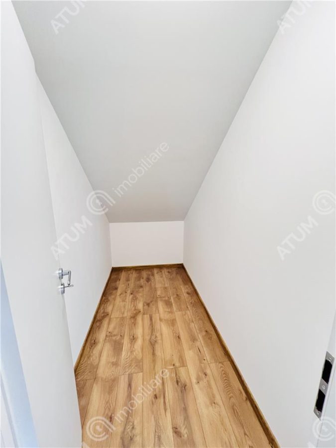 Spatiu birouri 344 mp si curte proprie localitatea Talmaciu Sibiu - foto 24