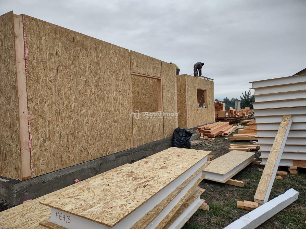 Case din lemn 115 Mp.in tot Jud.Caras Severin - foto 25