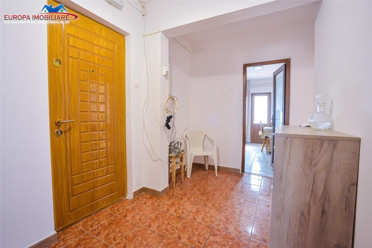 Apartament 3 camere de vanzare zona E3 Tulcea - foto 11