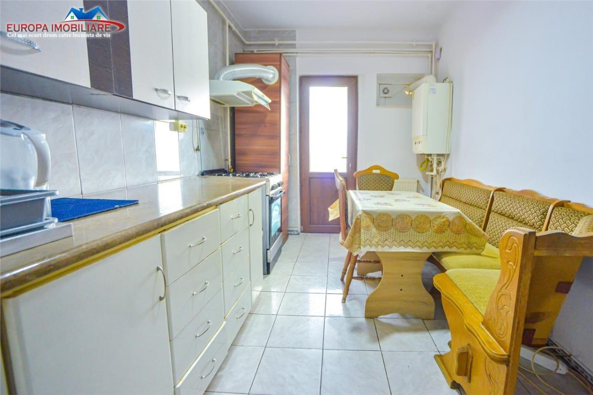 Apartament 3 camere de vanzare zona E3 Tulcea - foto 6