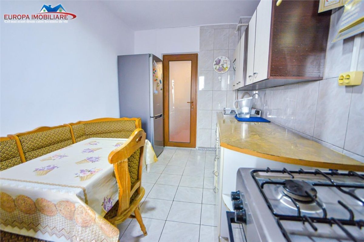 Apartament 3 camere de vanzare zona E3 Tulcea - foto 7