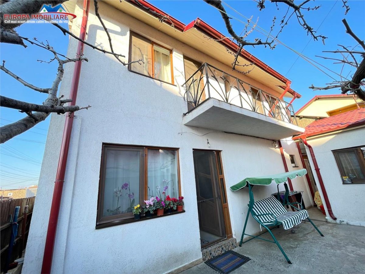 Casa  P+M de vanzare  zona Victoriei-Tulcea - 