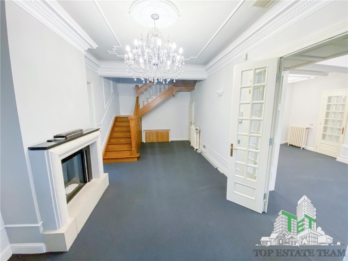 Vanzare vila interbelica reconsolidata si renovata in zona Armeneasca - foto 8