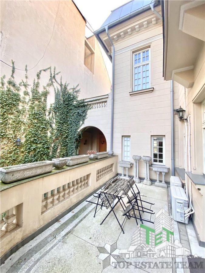 Vanzare vila interbelica reconsolidata si renovata in zona Armeneasca - foto 9