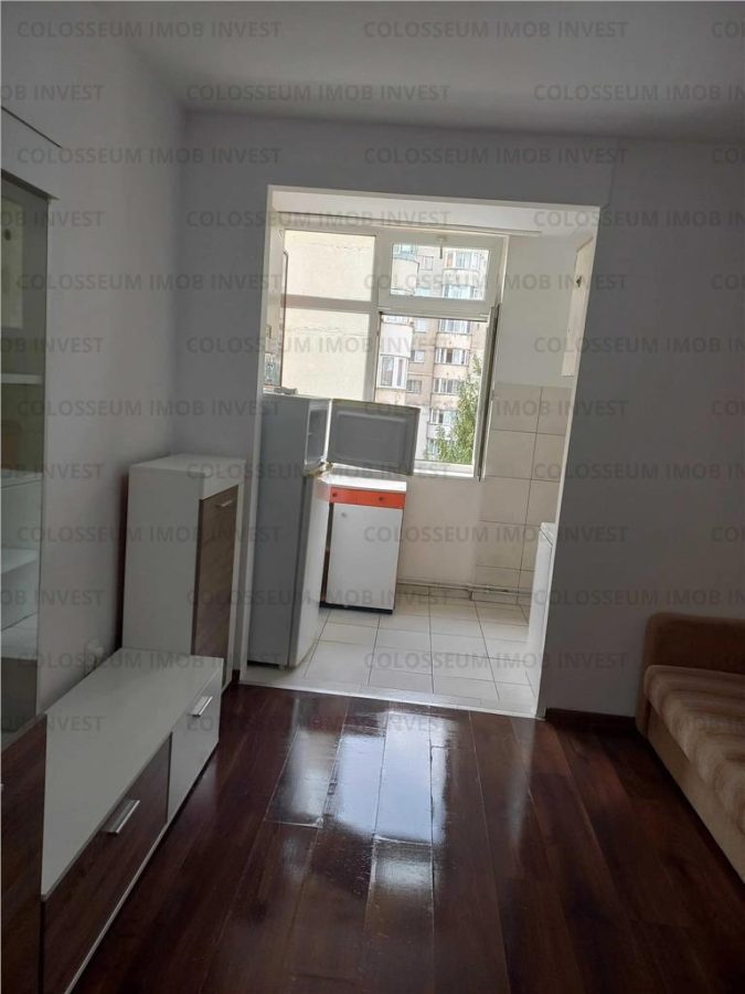 Garsoniera decomandata - zona Astra - foto 2